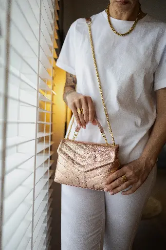 [AMST TEATRO - Celine Suede rose goud L547 210000013332.1950​] Sac Roulia - rosé 