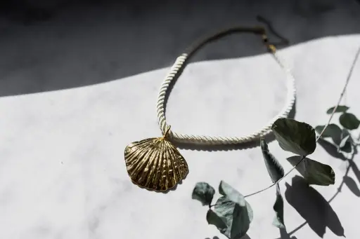 [DUSS Bijoux NEcklace beige 43cm] Collier Saar